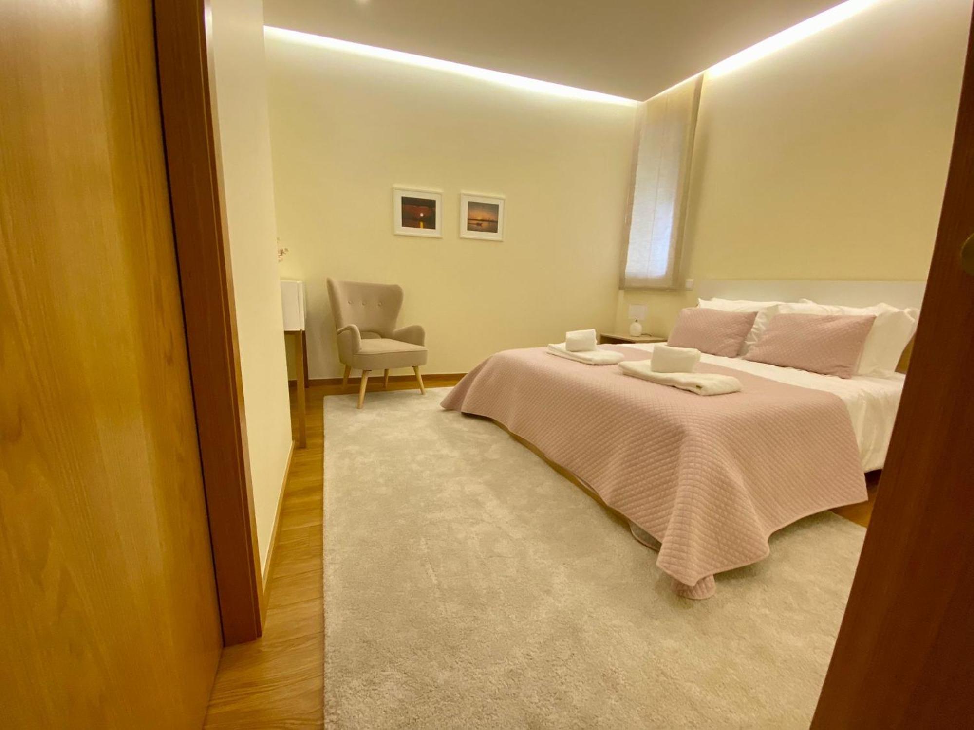 Almeida'S House فيانا دو كاستيلو المظهر الخارجي الصورة